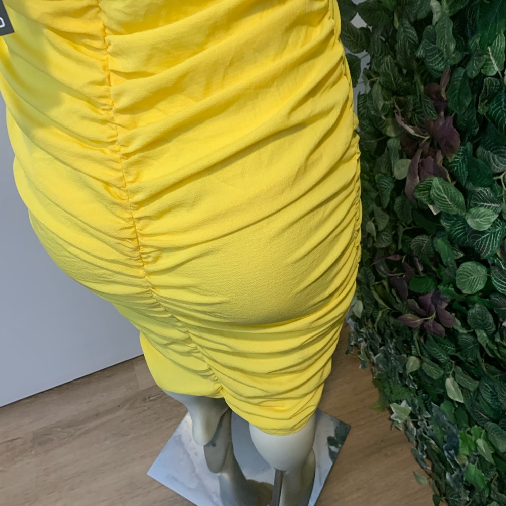 Yellow Ruffled One Shoulder Dress - Picture 4 of 12
